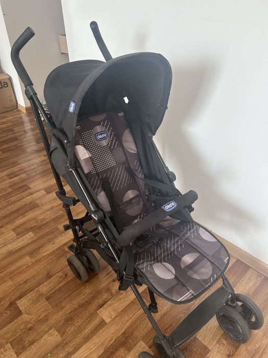 Коляска прогулочная, фирмы chicco