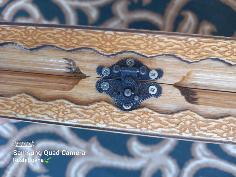 Naroda , eng sifatlisi, holati  zõr, hamma narsasi joyida .