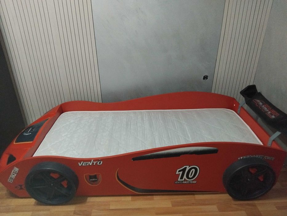 Детско легло кола