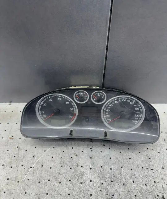 Ceasuri bord Volkswagen VW Passat 1999 1.9 TDI MT (115 hp)