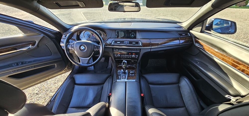 BMW ACTIVEHYBRID 7 750i baterie defecta