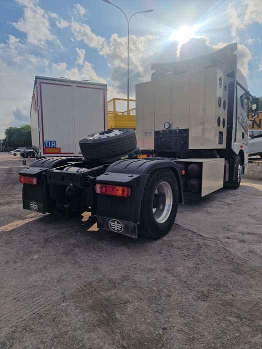 Седельный тягач FAW JH6-430 4x2 CNG (пневмоподвеска) в наличии!