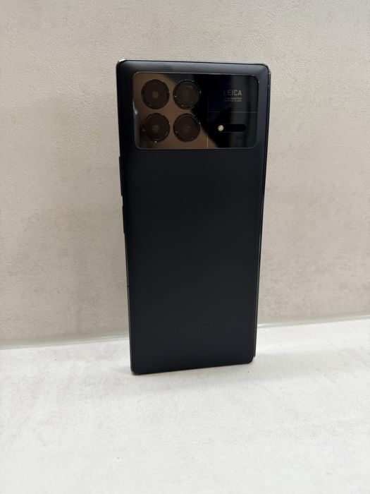 Перфектен!  Xiaomi Mix Fold 3 256/12