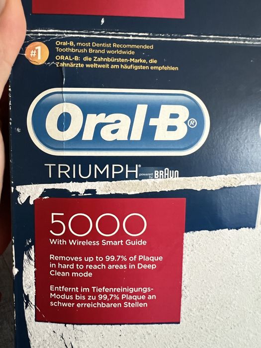 Електрическа четка за зъби Oral B triumph 5000