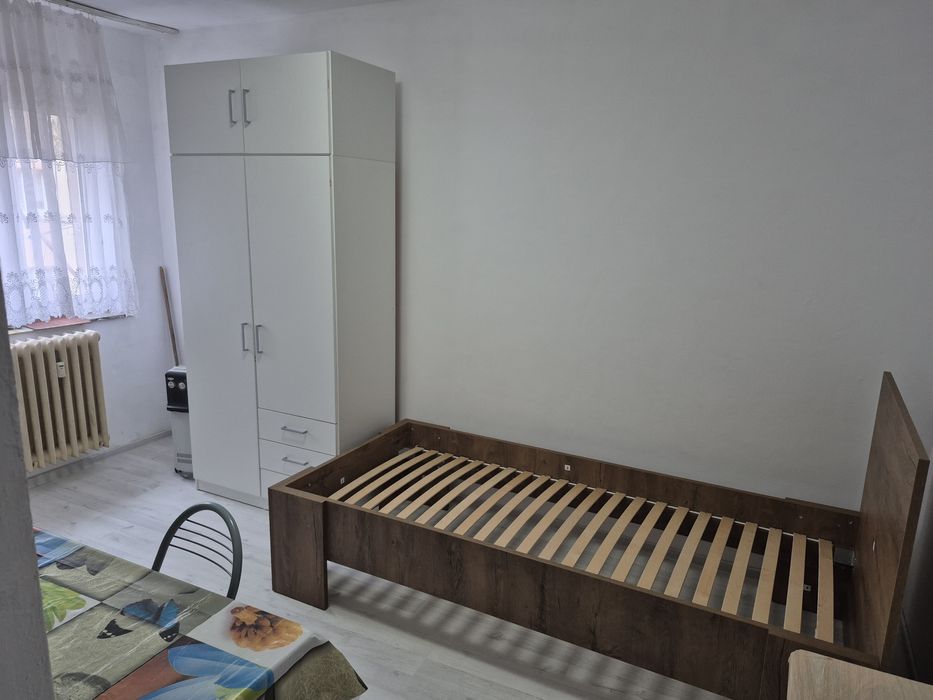 Garsonieră de inchiriat