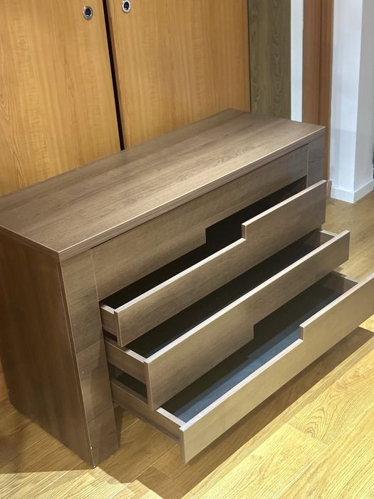 Comoda 120x45x75 cm, stare buna
