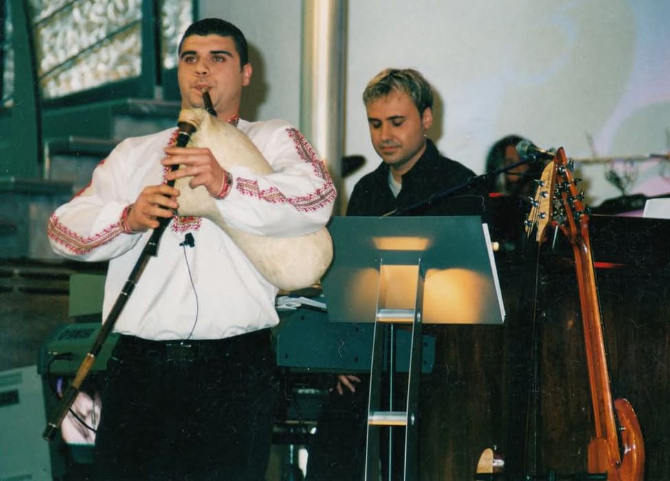 Уроци по Джура и Каба гайда.Може и онлайн.