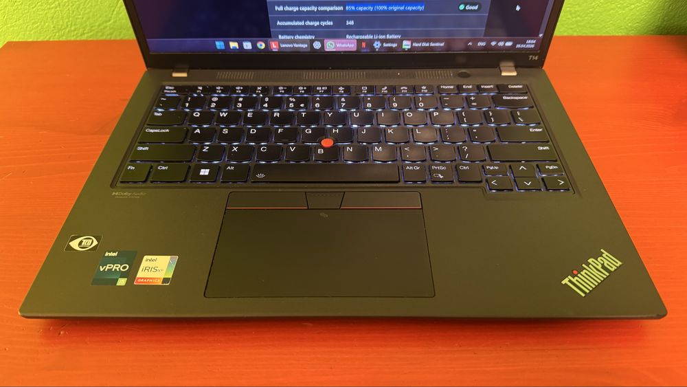 Thinkpad T14 Gen 3, core I5-1245U, 16 GB RAM, 512 GB NVME Samsung