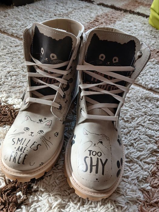 Нови дамски боти Noosy, размер 39