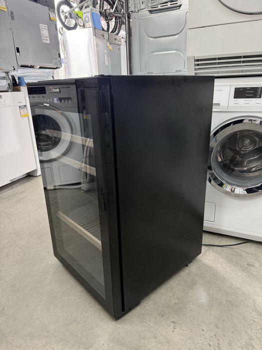 Витрина за вино Climadiff