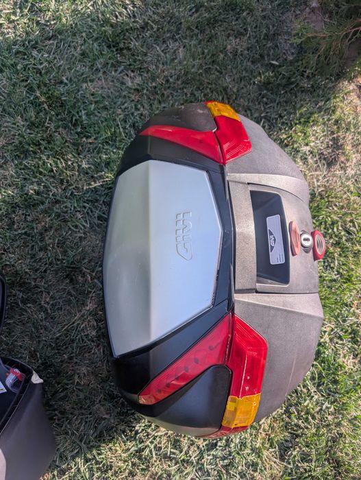 Set cutii moto Givi monokey ( side cases + top case )