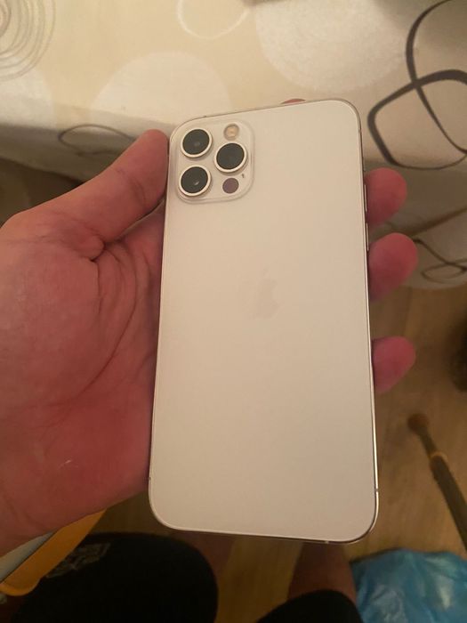 обмен iphone 12 pro