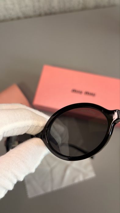 Очила “Miu Miu Regard”