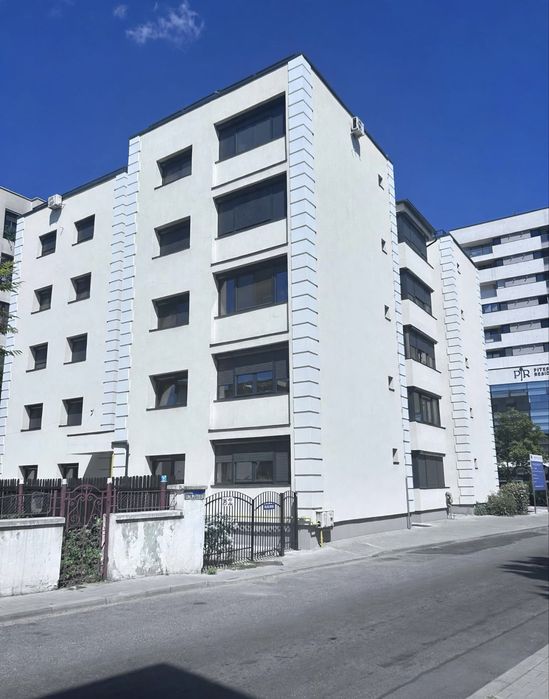 Apartament 3 camere in Centru!!!