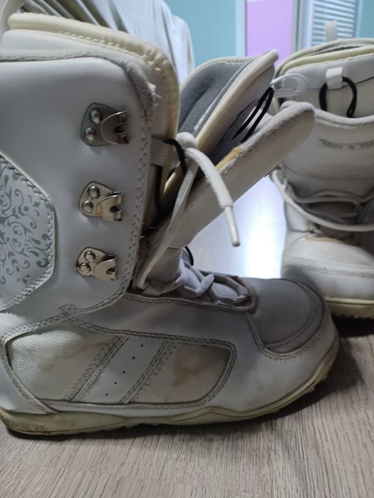 Обувки за сноуборд
