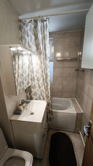 Închiriez garsonieră zona Dacia, 28 mp, centrală termică, utilată complet modern