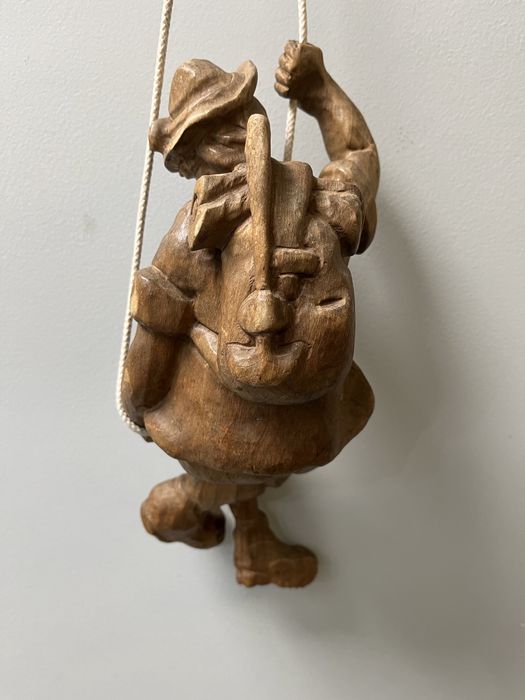 Дървена фигура / 50-те