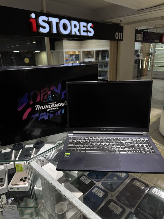 ThundeRobot i5 12450h RTX3050