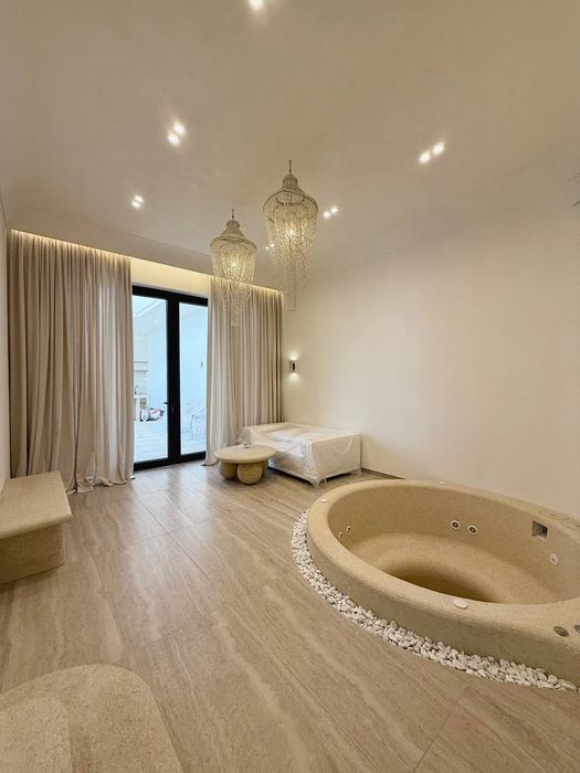 Продается новый дом 7 комнат, ориентир: Геофизика, 462м²