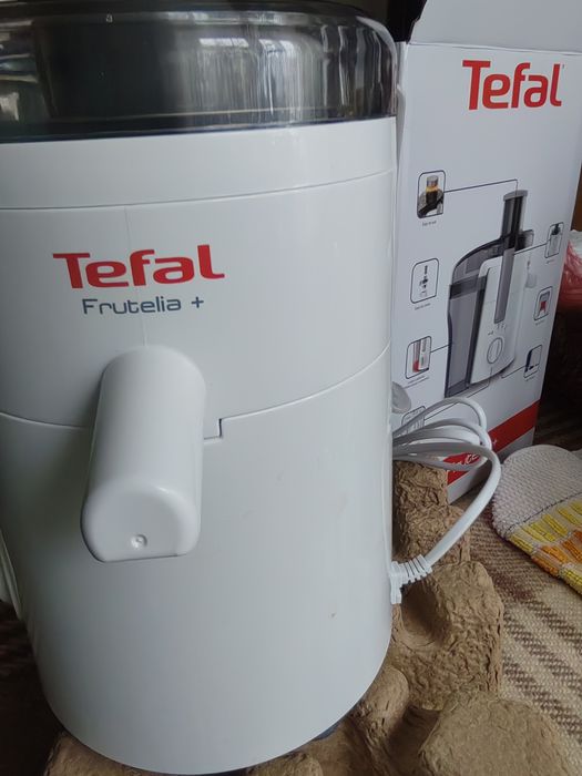 Сокоизстисквачка TEFAL - ZE370138,