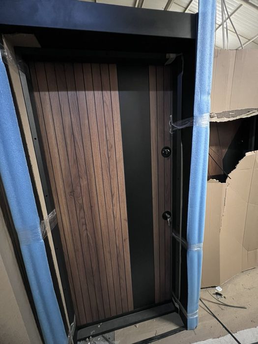 Входни Блиндирани метални интериорни