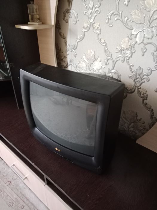 Продам рабочий телевизор