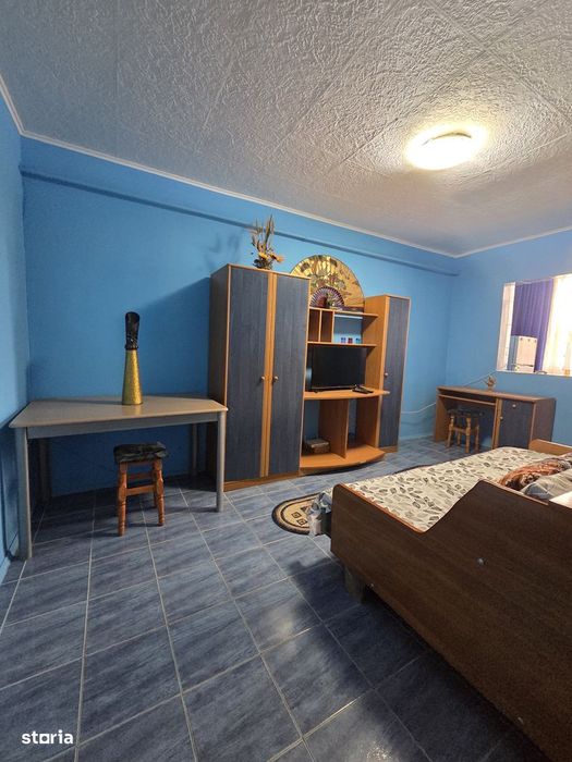 Garsoniera Bld Dorobanti-Lic Cerna etaj 1