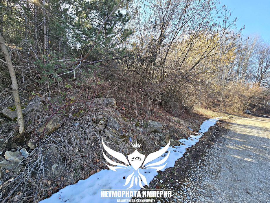 Продавам парцел статут УПИ 367кв.м. в с.Цар Калоян, общ.Куклен