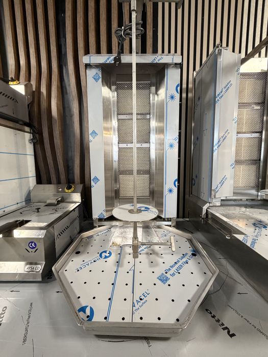 Дюнер  4 пити с горен мотор