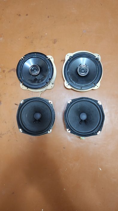Продам автомобильные колонки от нексии 3 новыат