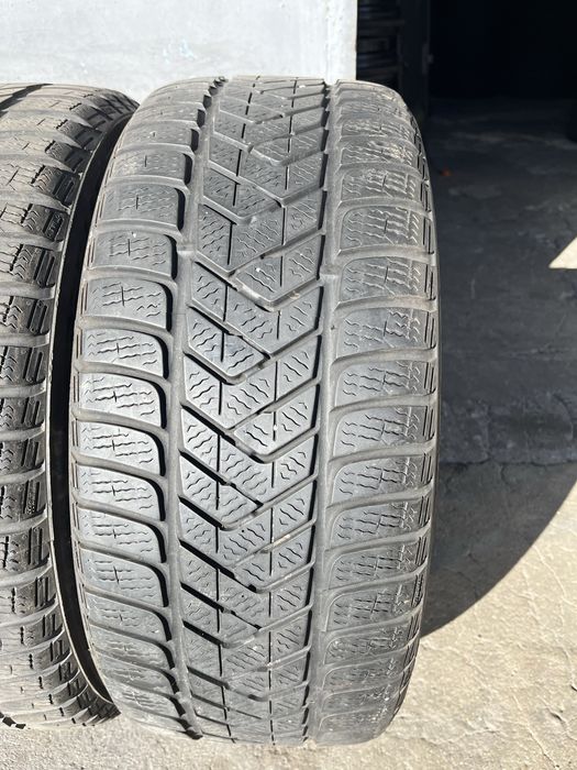 4 бр. зимни гуми 225/45/17 Pirelli 4,5-5 mm DOT 3815