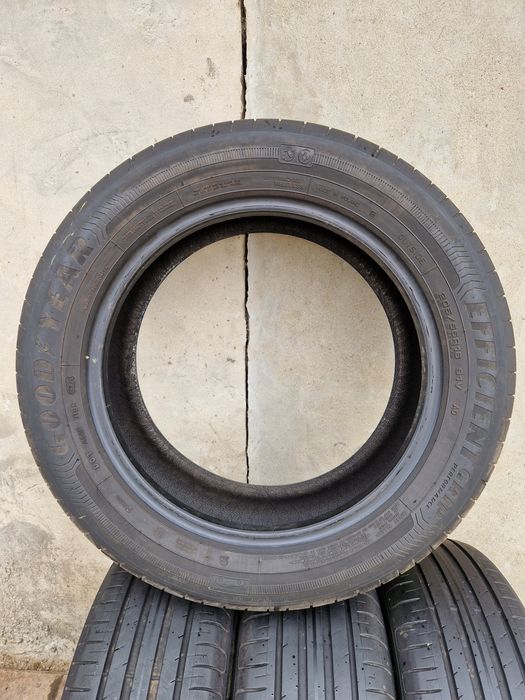 205 55 16 Goodyear vara