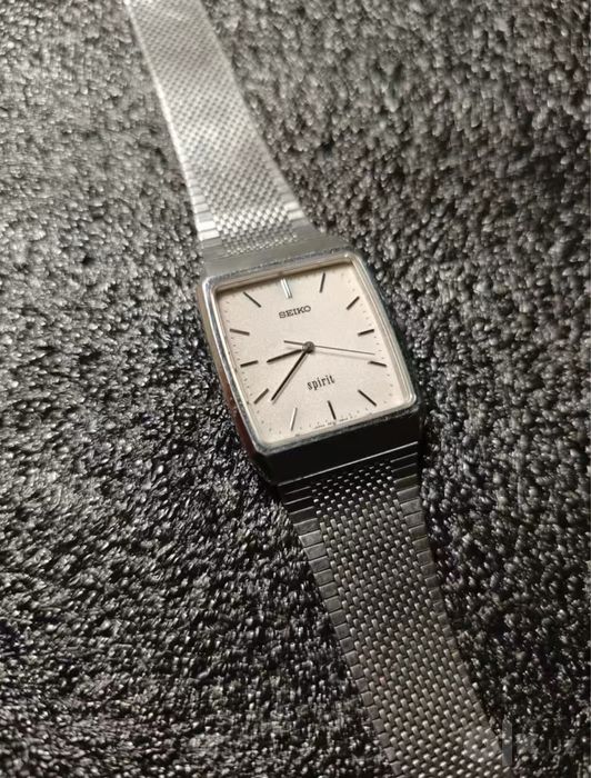 Часы Seiko , Orient , Citizen sotiladi