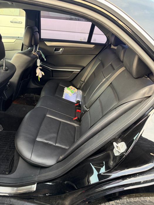 Vand Mercedes-Benz E 220