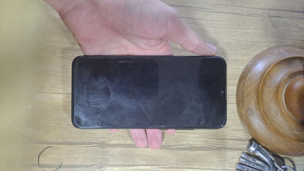 Artel tesla telefon holati ideal