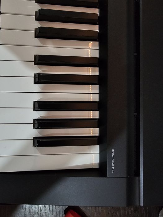 Vand Pian Yamaha p45 B