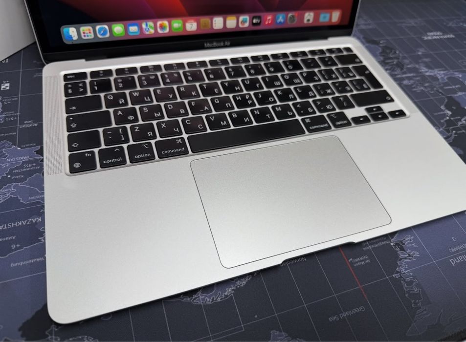 Apple Macbook Air 13 M1 8Gb/256Gb