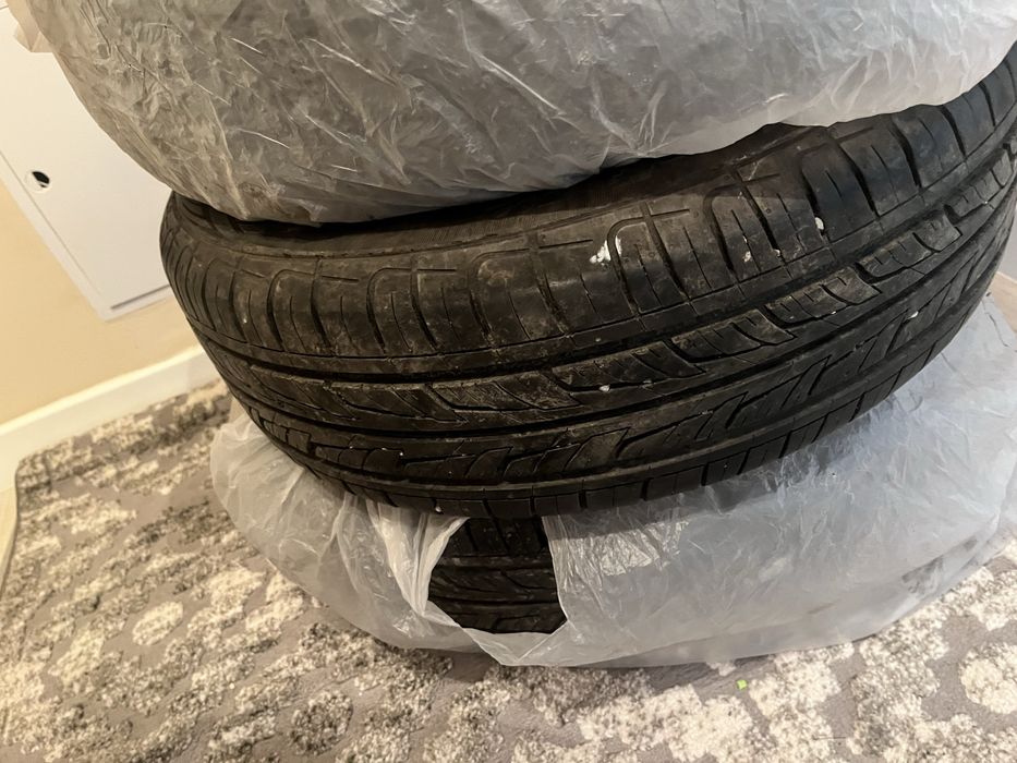 195/65/15 летни шина