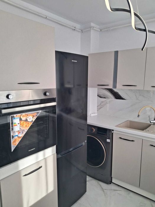 Apartament cu o camera de inchiriat