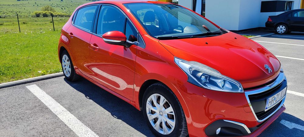 PEUGEOT 208 2015 — imagine 3