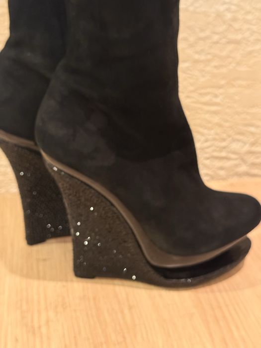 Батильоны на платформе