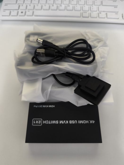 KVM HDMI 2 in 1 out complet
