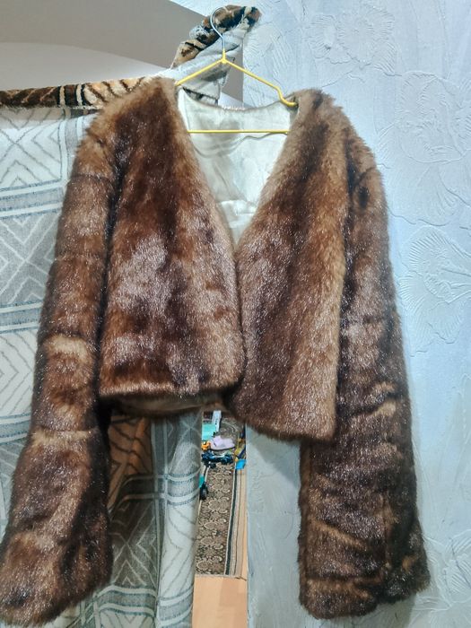 Продам полушубок