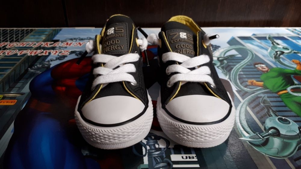 Продам НОВЫЕ крутые кеды, 26 размер