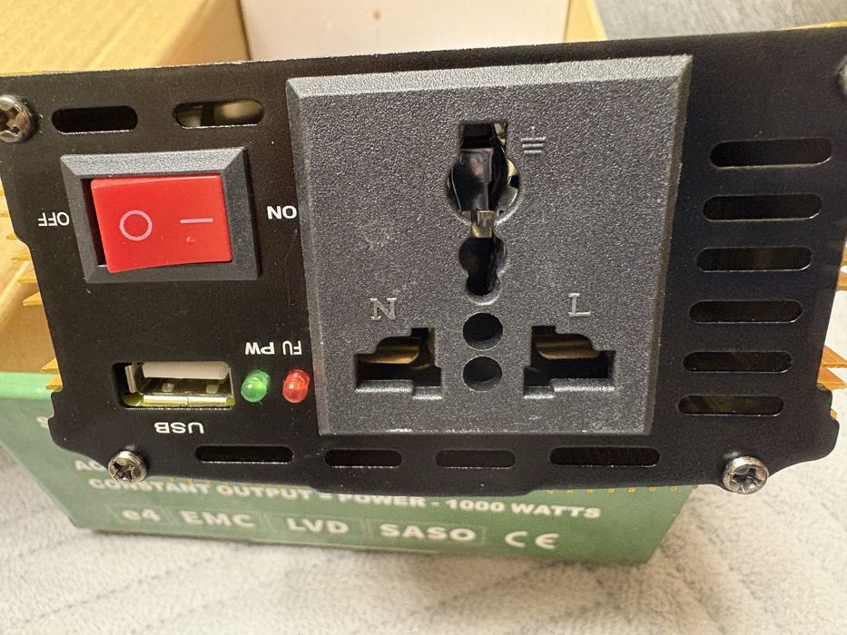 Инвертор автомобильный 1000W продам.