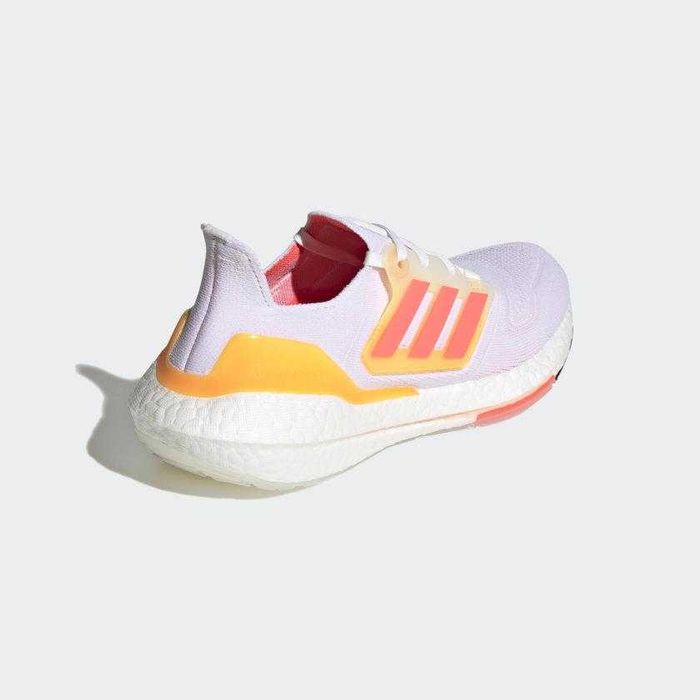 Оригинални маратонки  * ADIDAS ULTRABOOST 22  * EU 40 2/3