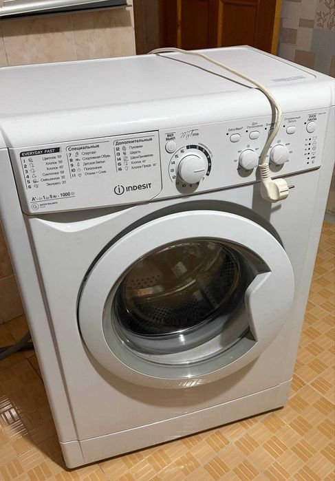 Стиральная машина Indesit EWSC 51051 B (CIS) смотрите описание
