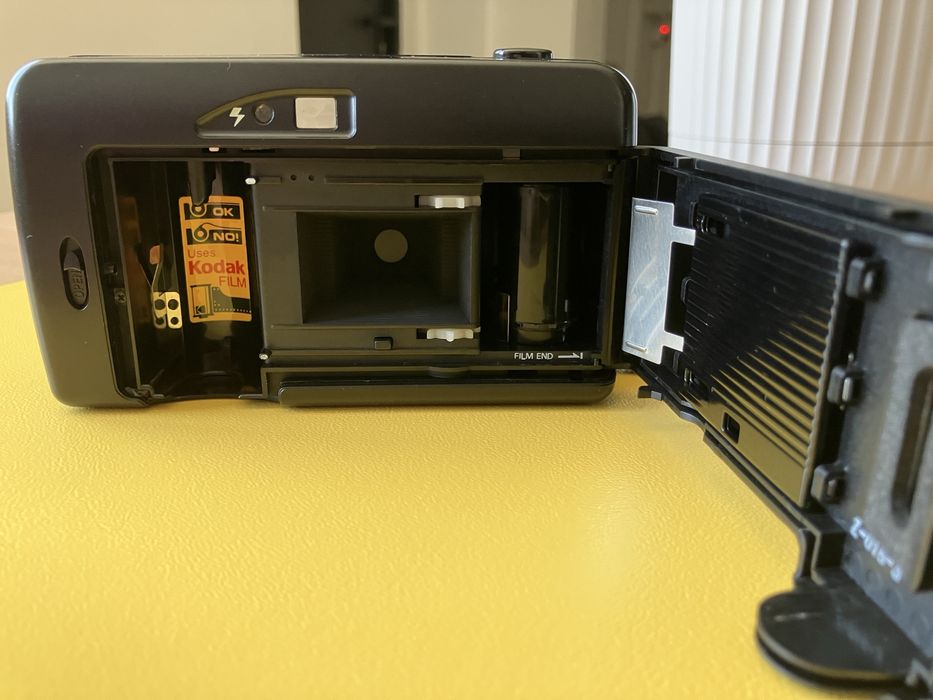 Ретро лентов фотоапарат Kodak Pro-Star 222 (Отлично състояние + Оригинални документи от 1996 г.)