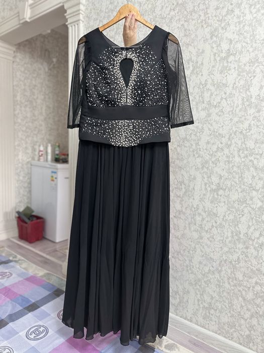 Вечерняя платье