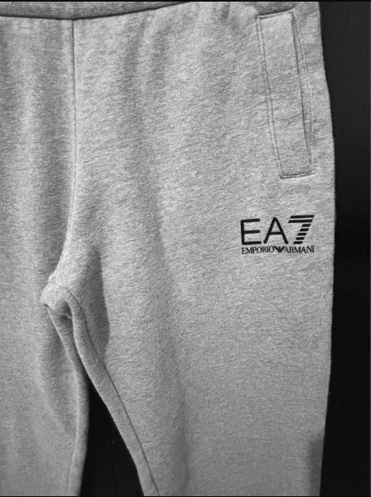 Pantaloni trening copii EA7